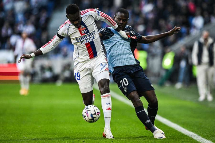 Lyon tenu en échec : l’OL concède un match nul frustrant en Ligue 1