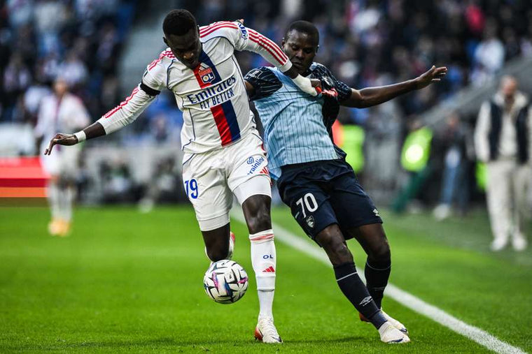 Lyon tenu en échec : l’OL concède un match nul frustrant en Ligue 1