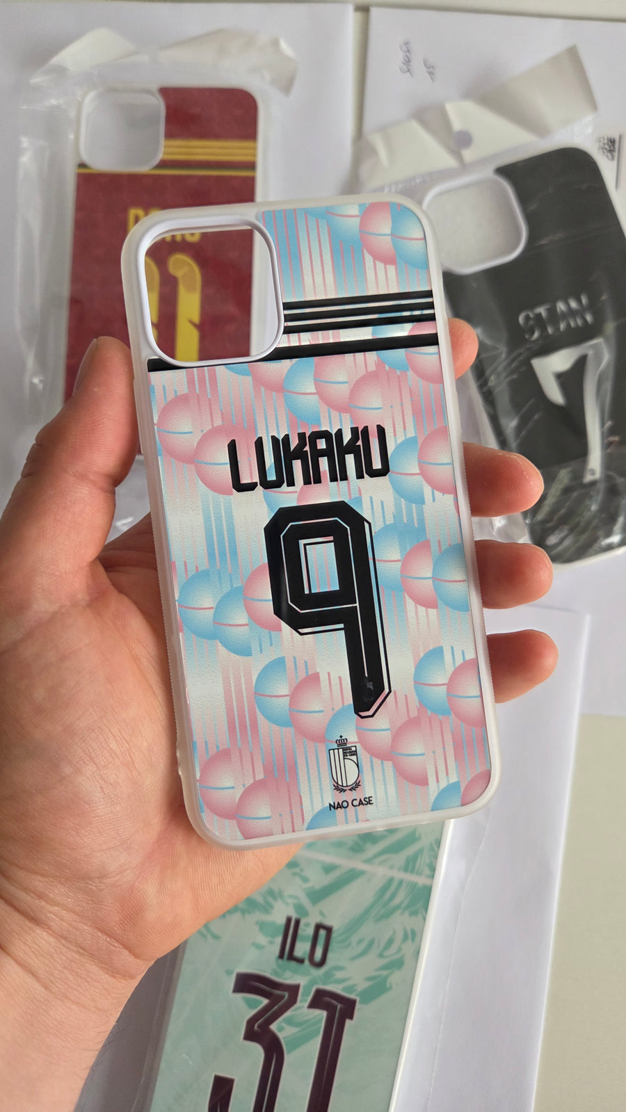 Cette coque personnalisée produite en France
