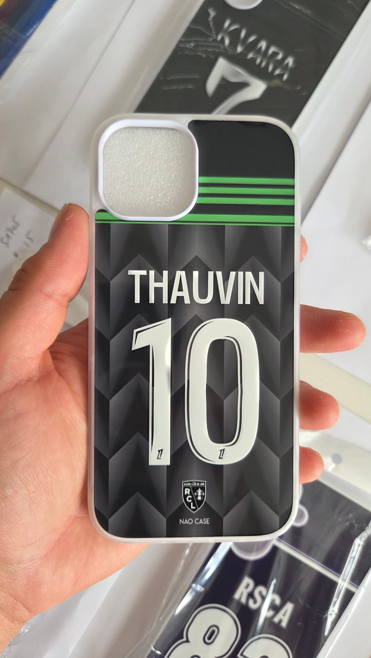 Coque RC Lens Extérieur 2026/27 Personnalisée réellement produite et personnalisée – exemple 5