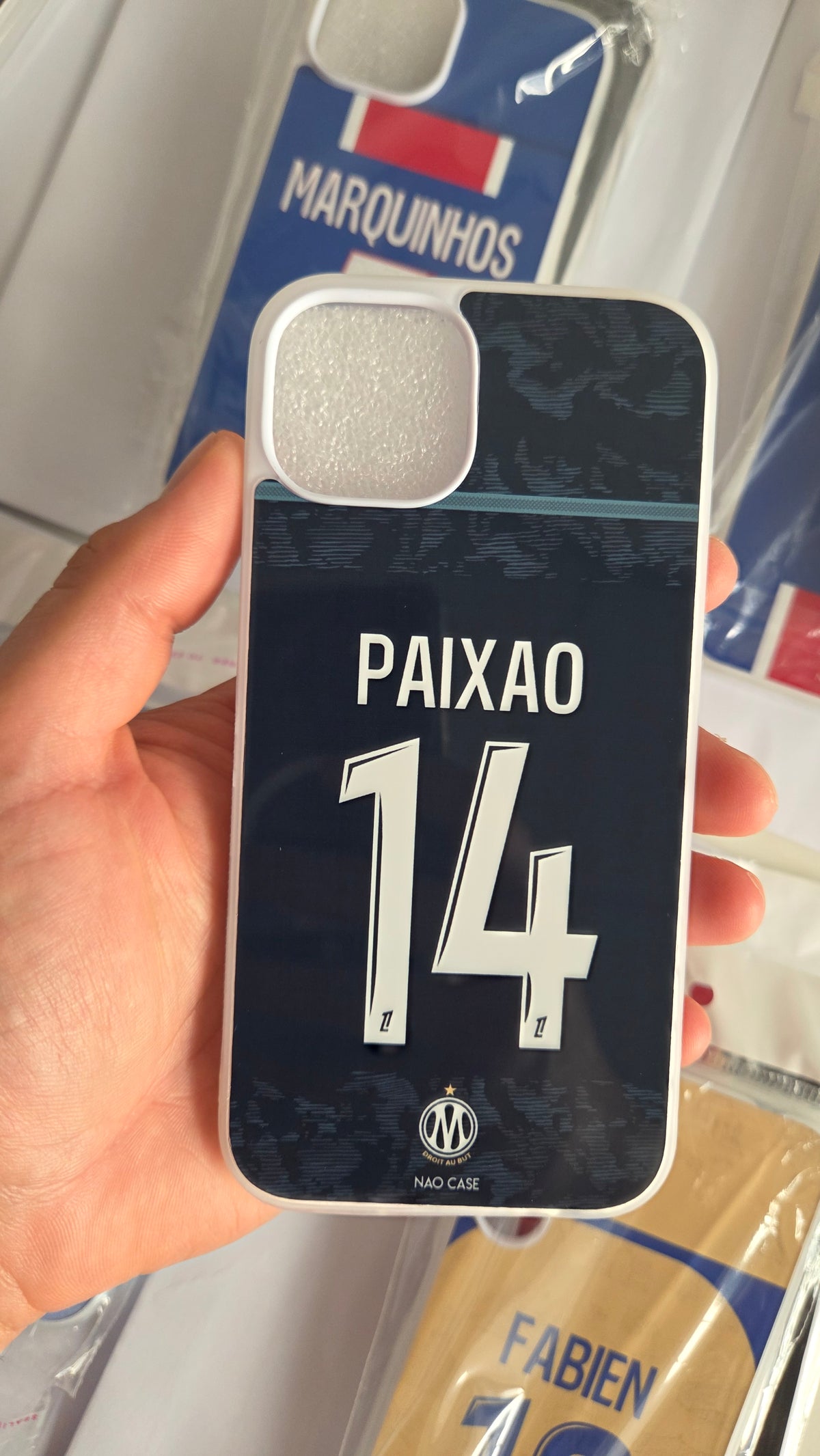 Coque OM Extérieur 2026/27 Personnalisée réellement produite et personnalisée – exemple 2